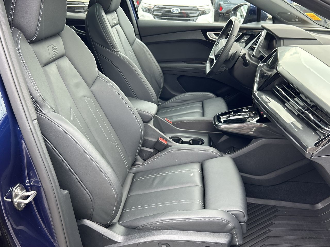 Audi Q4 e-tron  2022 à Vancouver, Colombie-Britannique