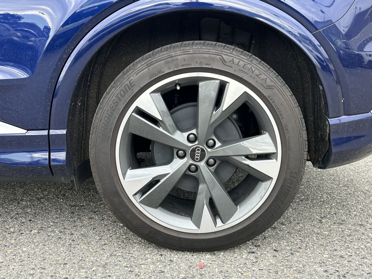 Audi Q4 e-tron  2022 à Vancouver, Colombie-Britannique
