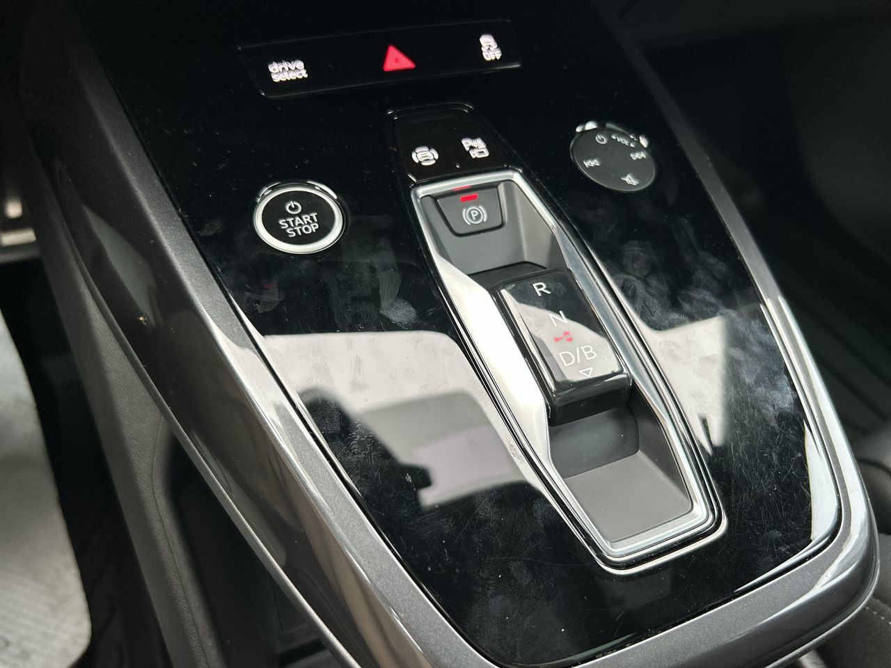 Audi Q4 e-tron  2022 à Vancouver, Colombie-Britannique