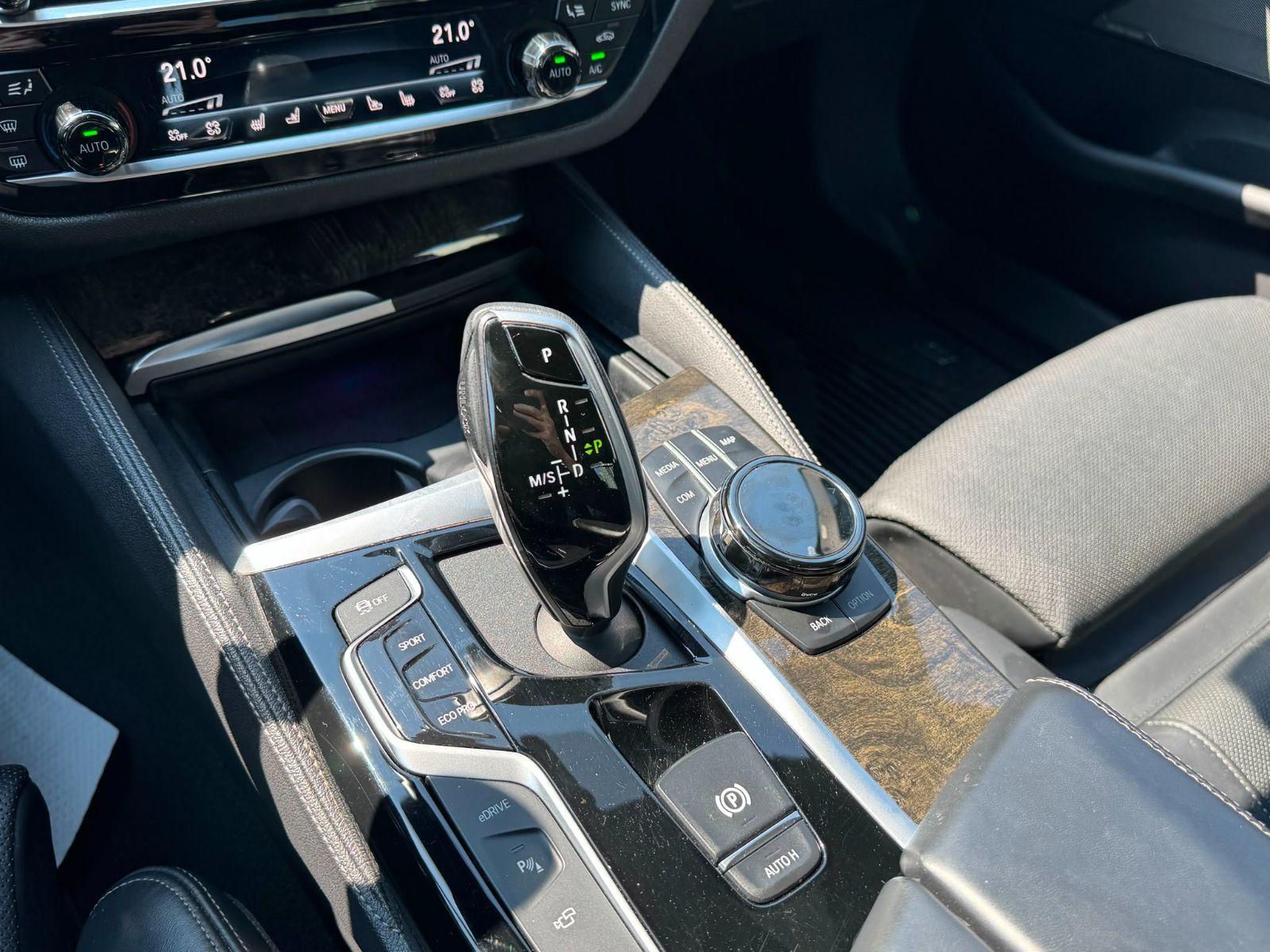 2020 BMW 530e