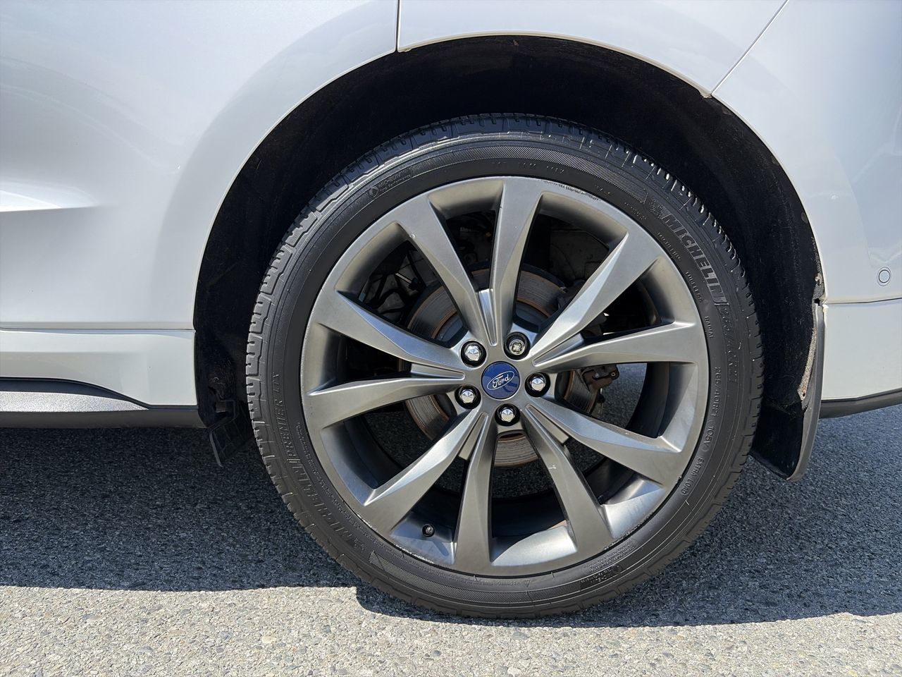 2016 Ford Edge
