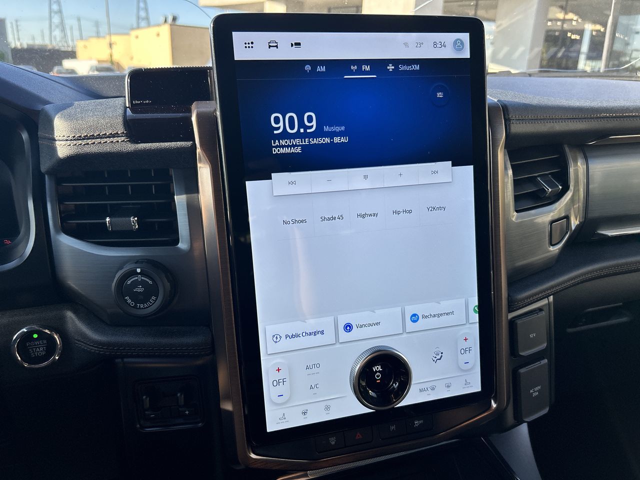 Ford F150 Lightning  2023 à Vancouver, Colombie-Britannique