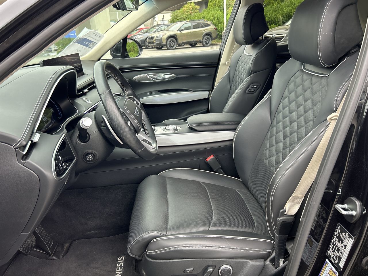 2023 GENESIS GV70