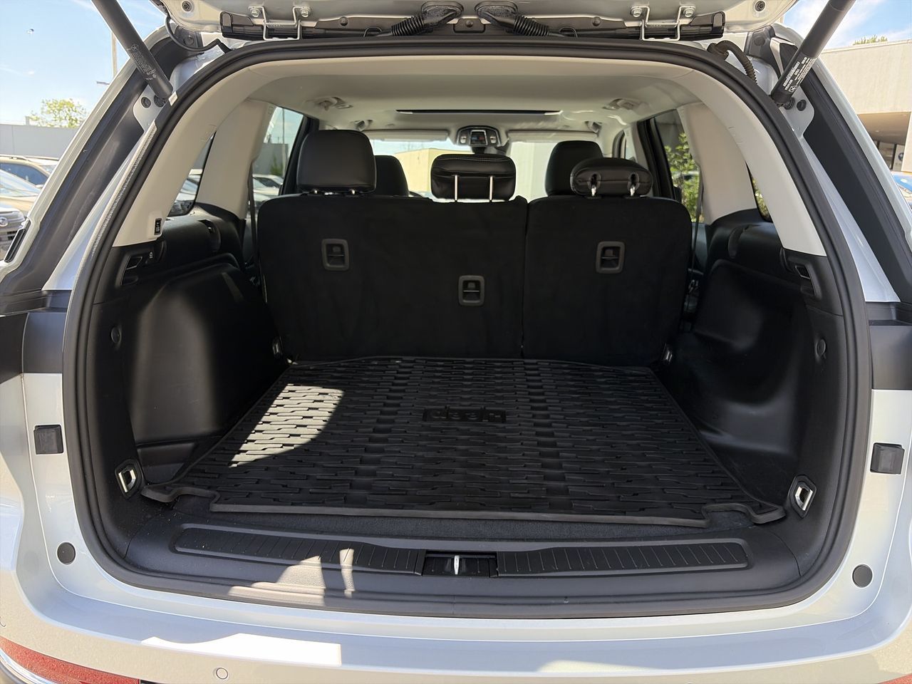 2023 Jeep Grand Cherokee 4X4