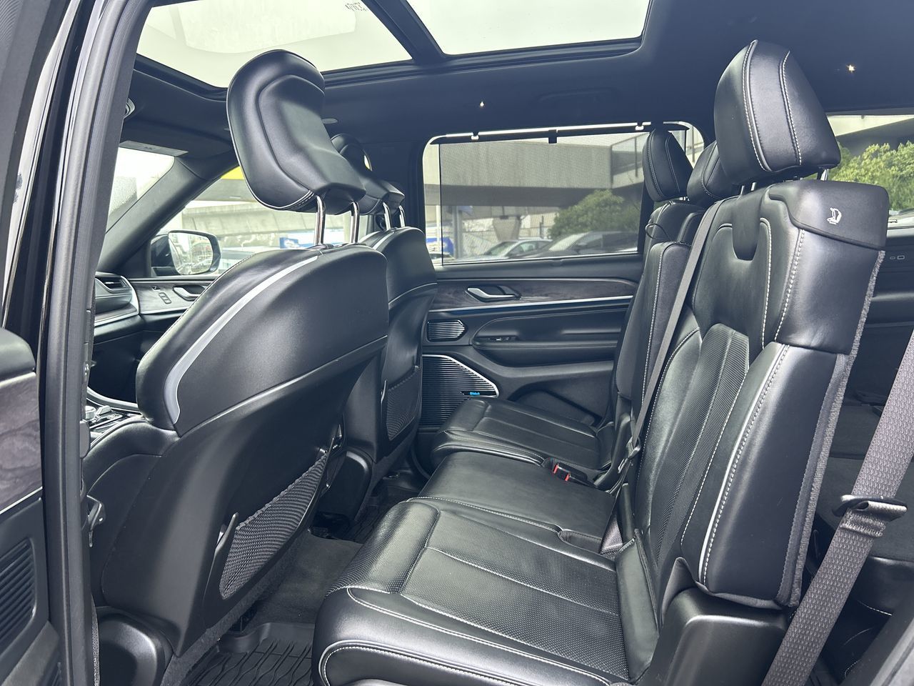 2022 Jeep Grand Cherokee