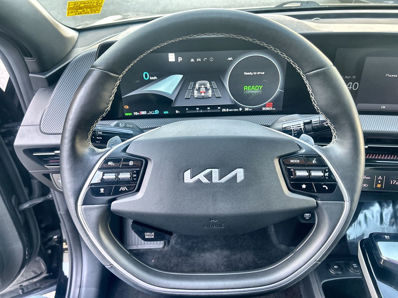 2023  Ev6