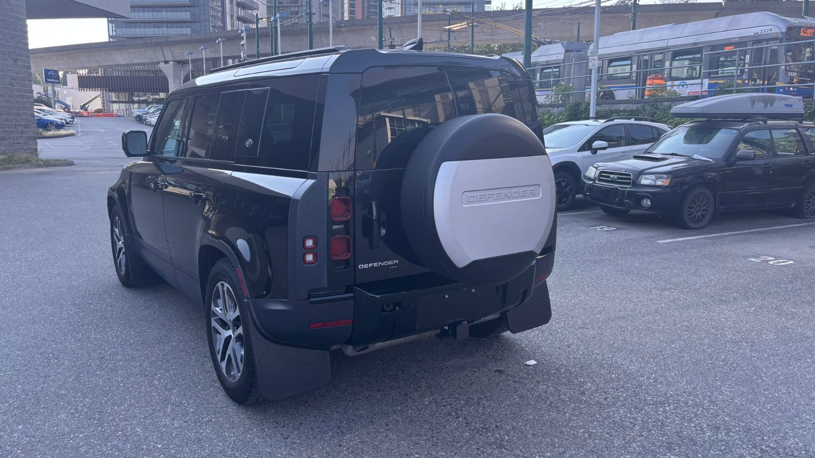 Land Rover Defender  2021 à Vancouver, Colombie-Britannique