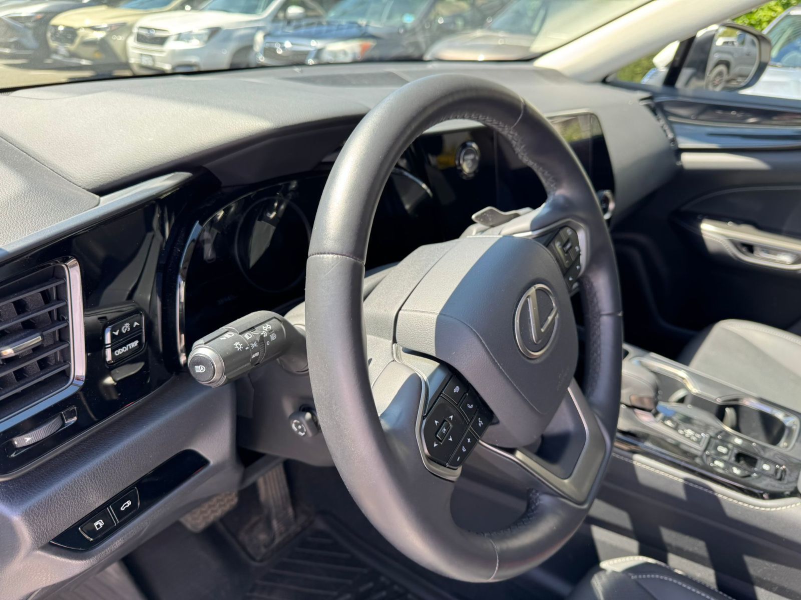 2022 Lexus NXh