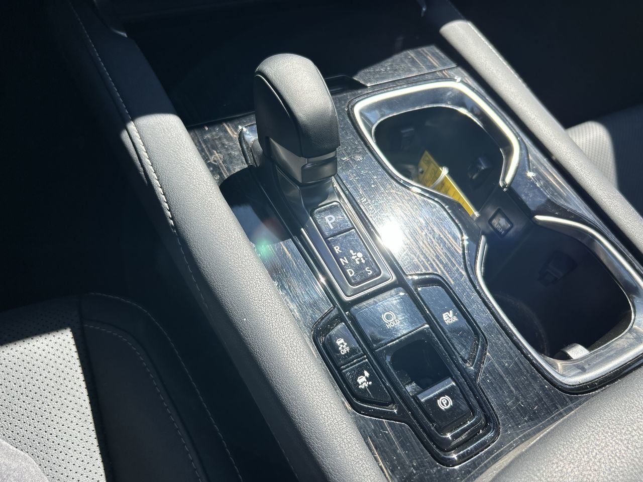 Lexus RXH  2023 à Vancouver, Colombie-Britannique