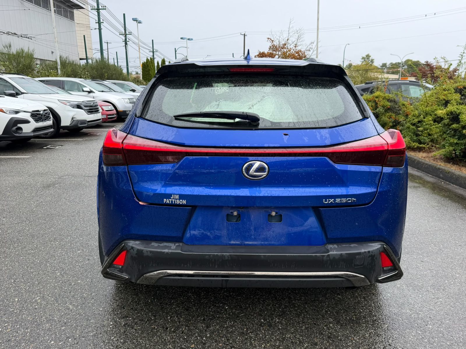 2022  UXh