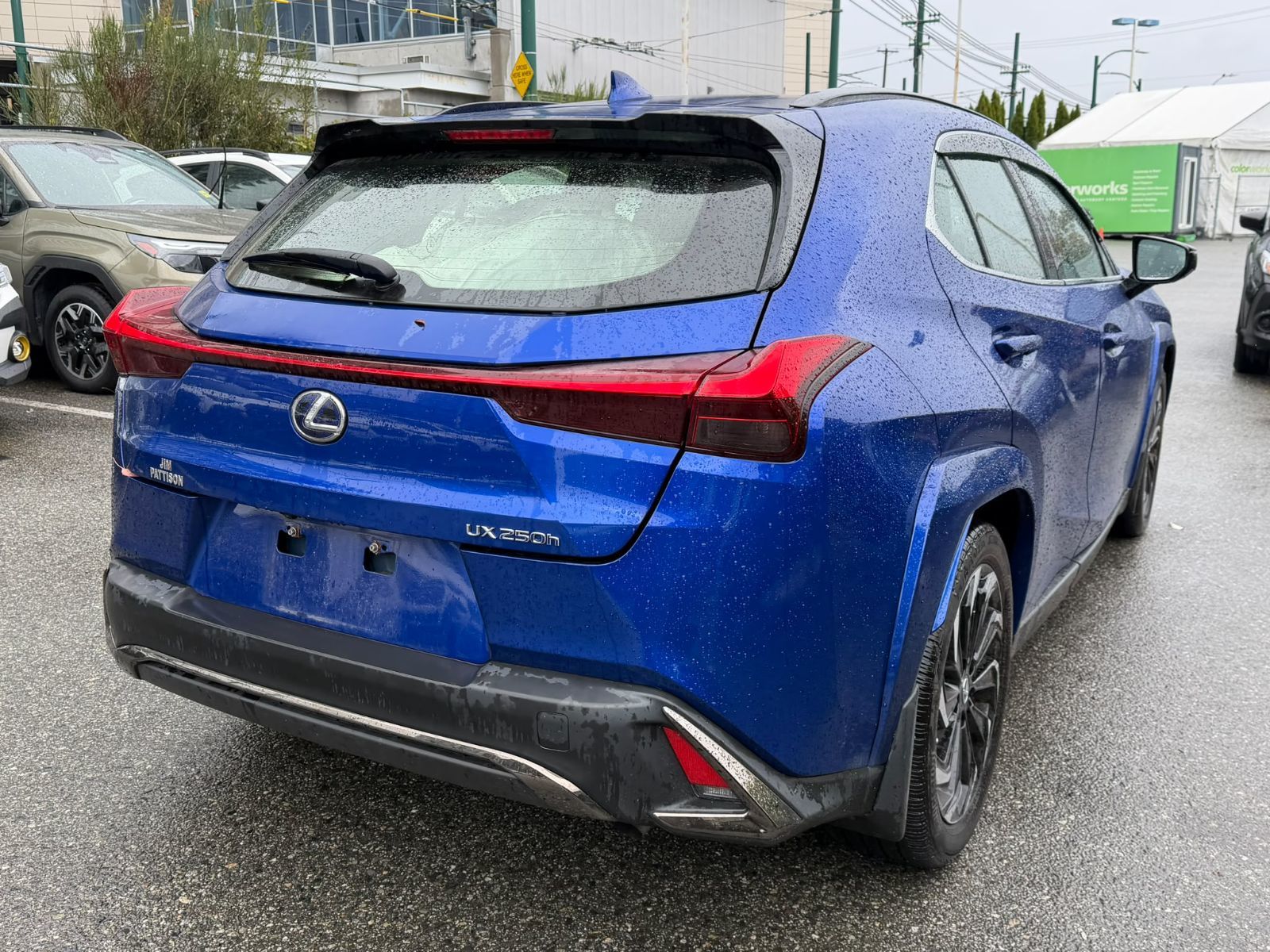 2022  UXh
