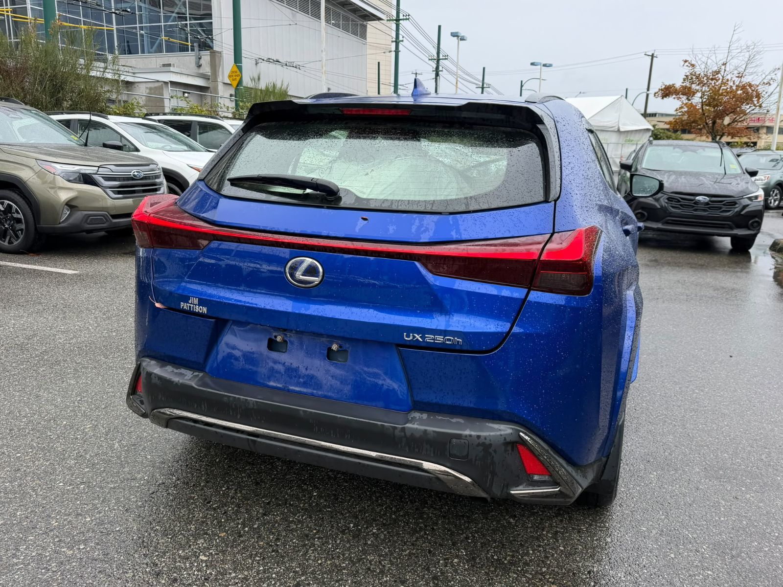 2022  UXh