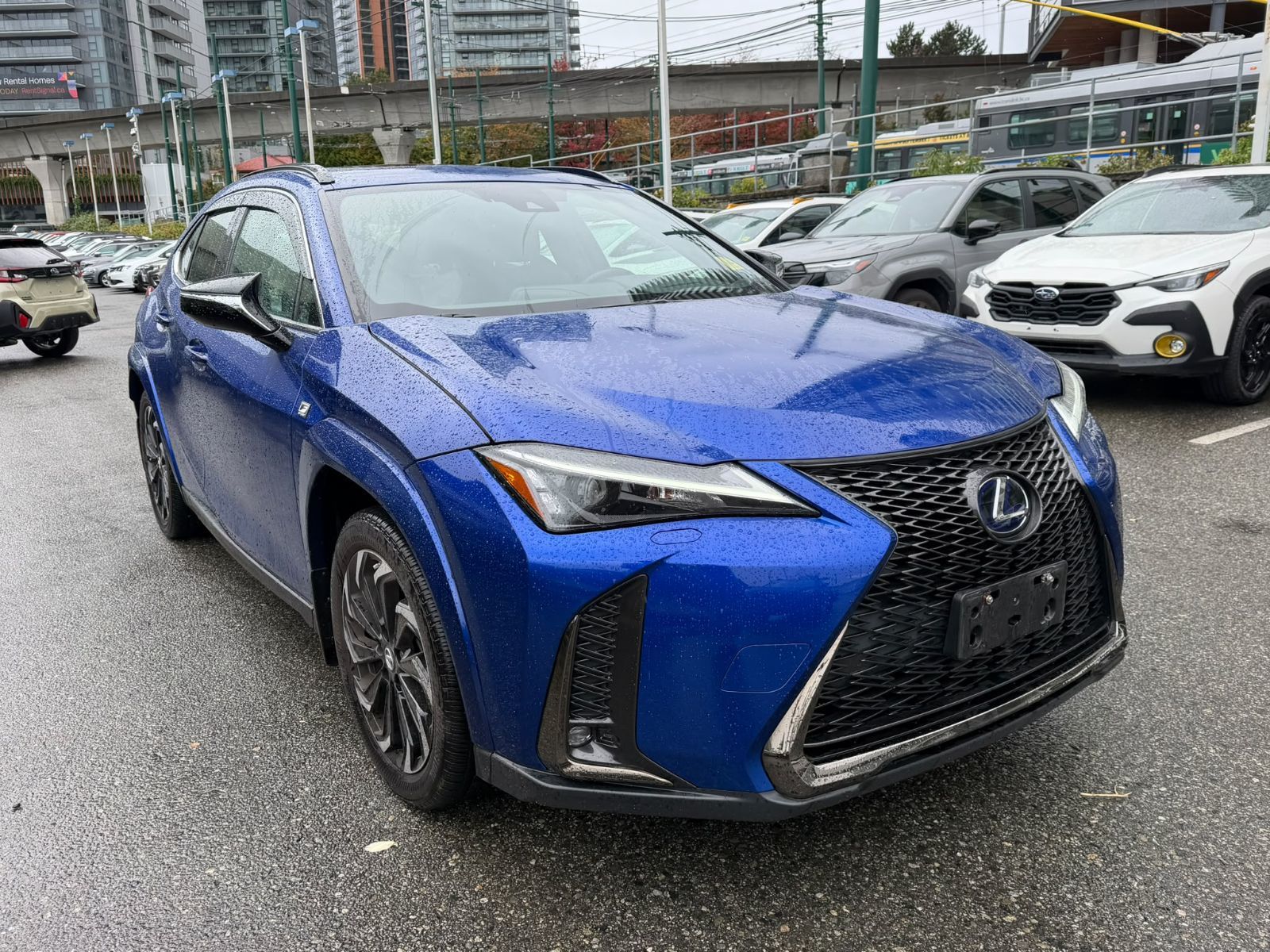 2022  UXh