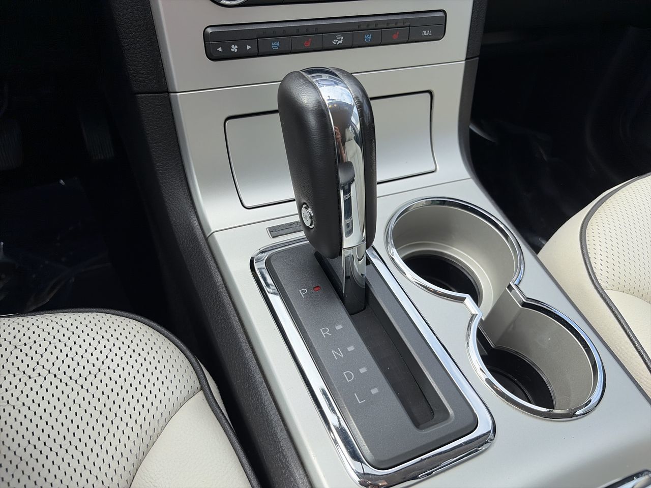 2010  MKX