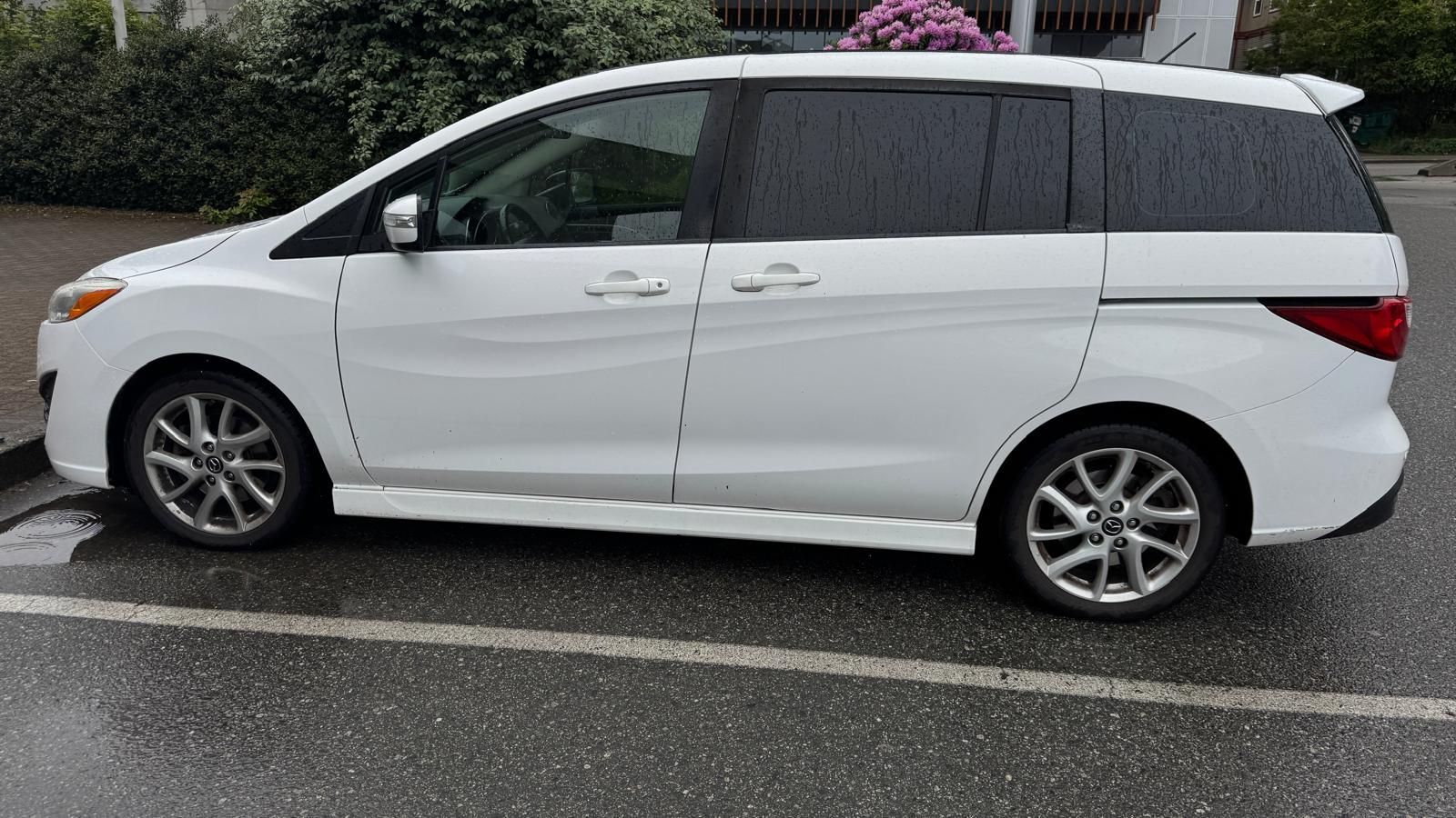 2016 Mazda 5