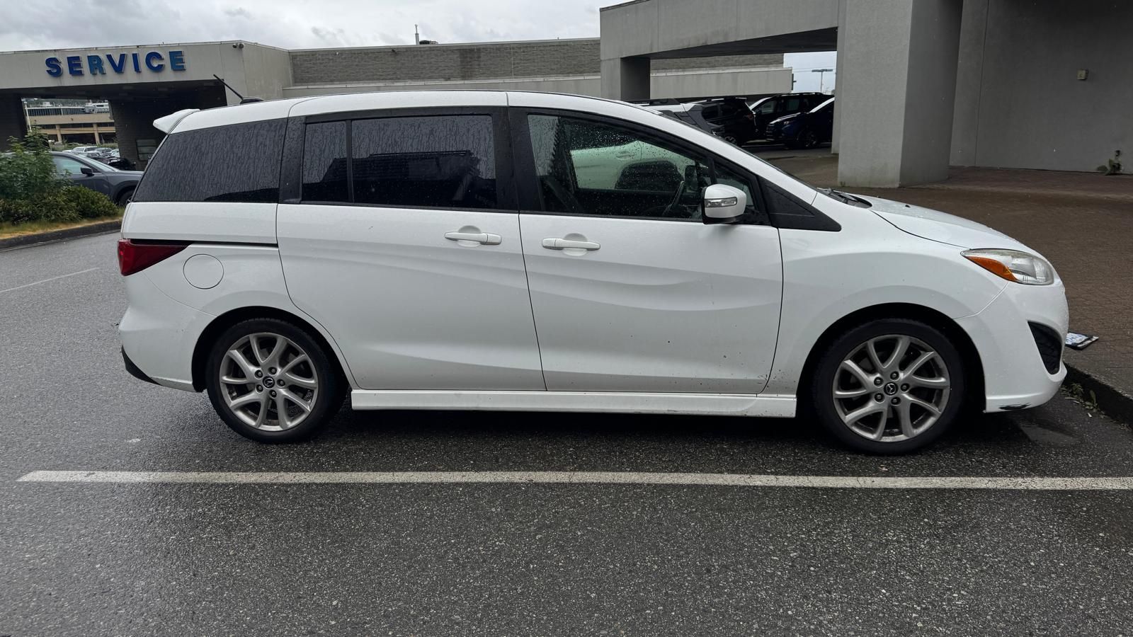 2016 Mazda 5