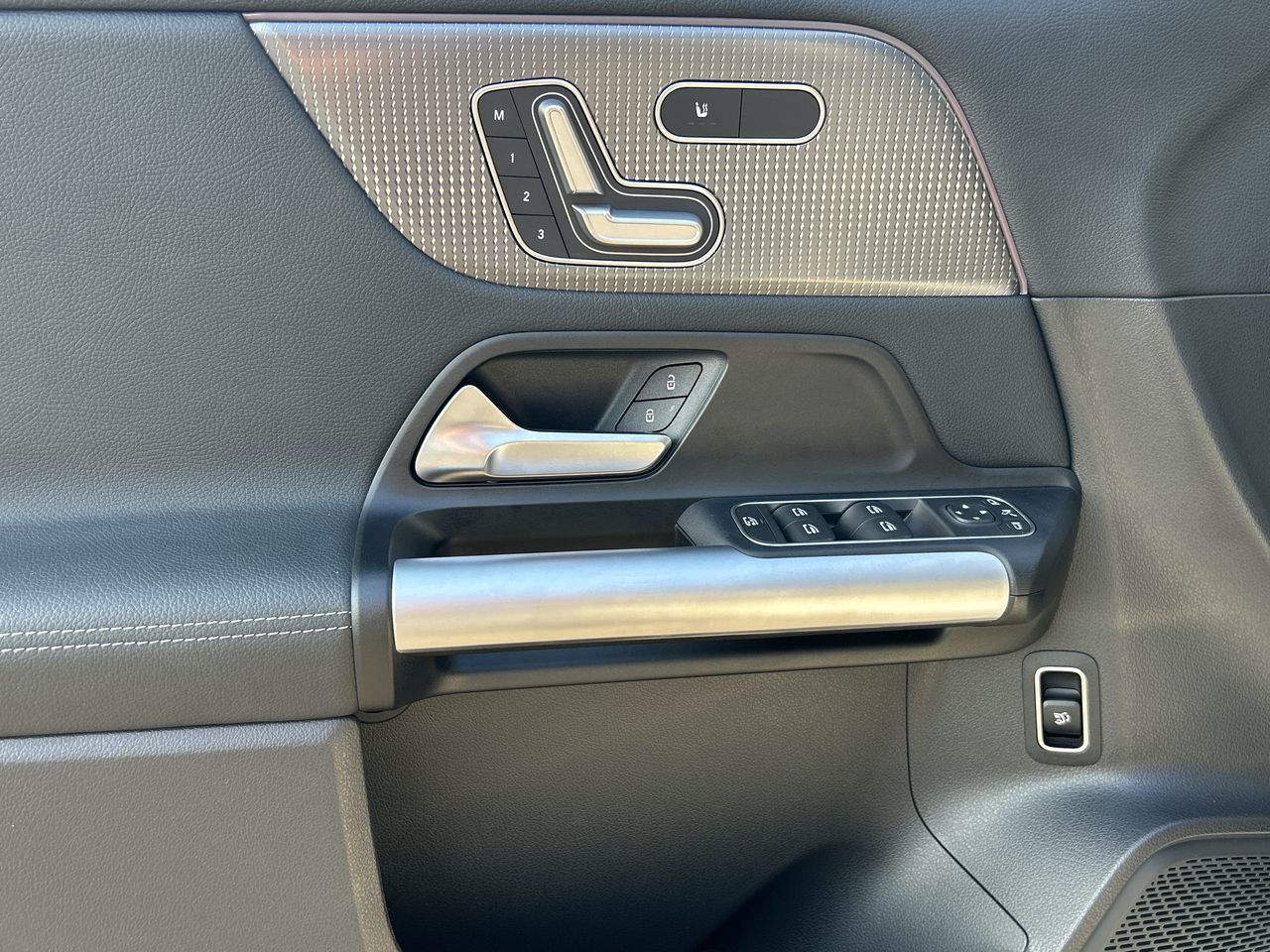 2023 Mercedes-Benz GLA250