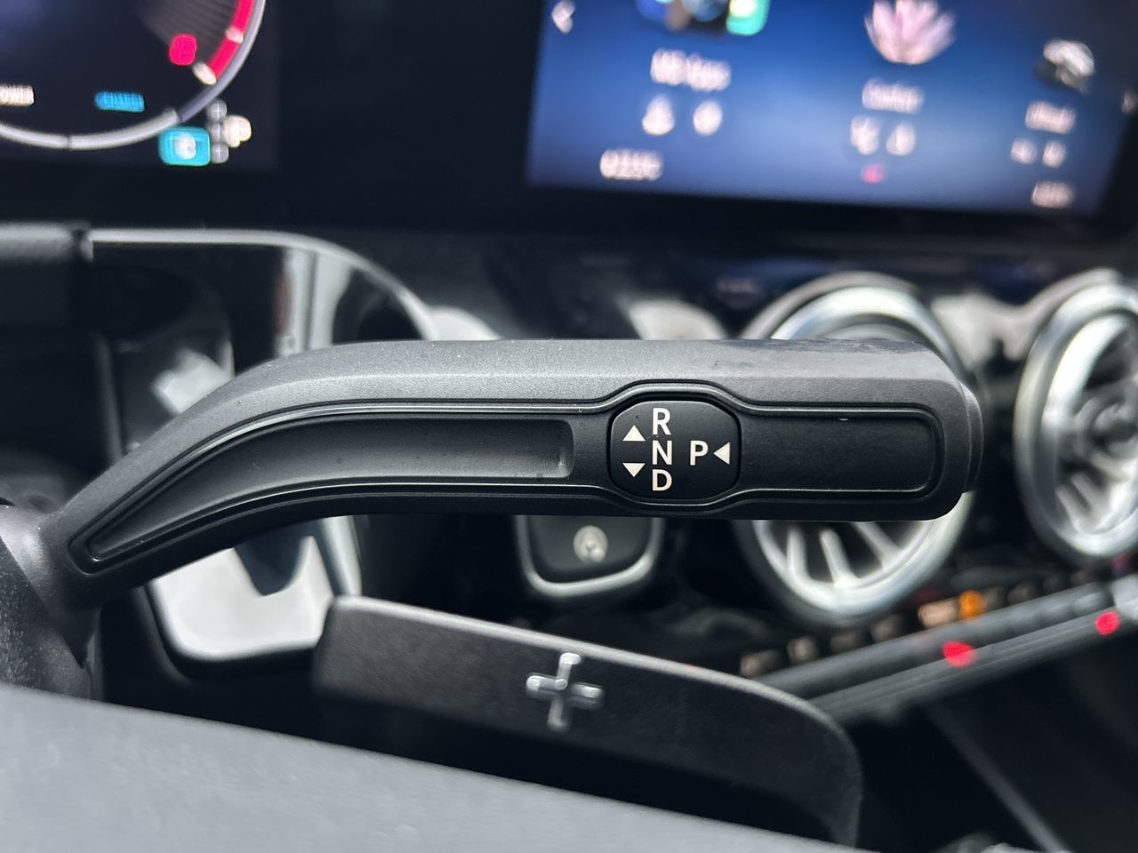 2025 Mercedes-Benz GLA250