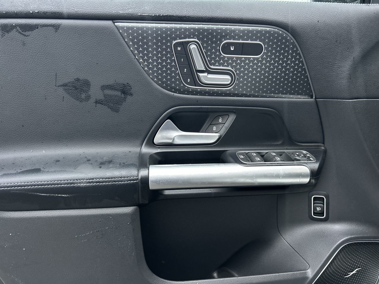 2025 Mercedes-Benz GLA250