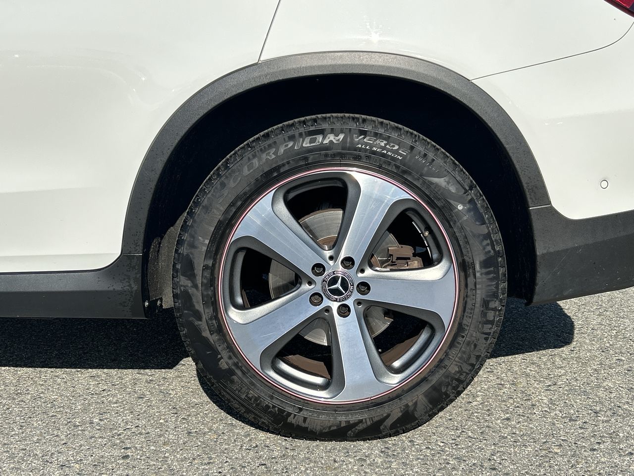 2020 Mercedes-Benz GLC300 in Vancouver, British Columbia