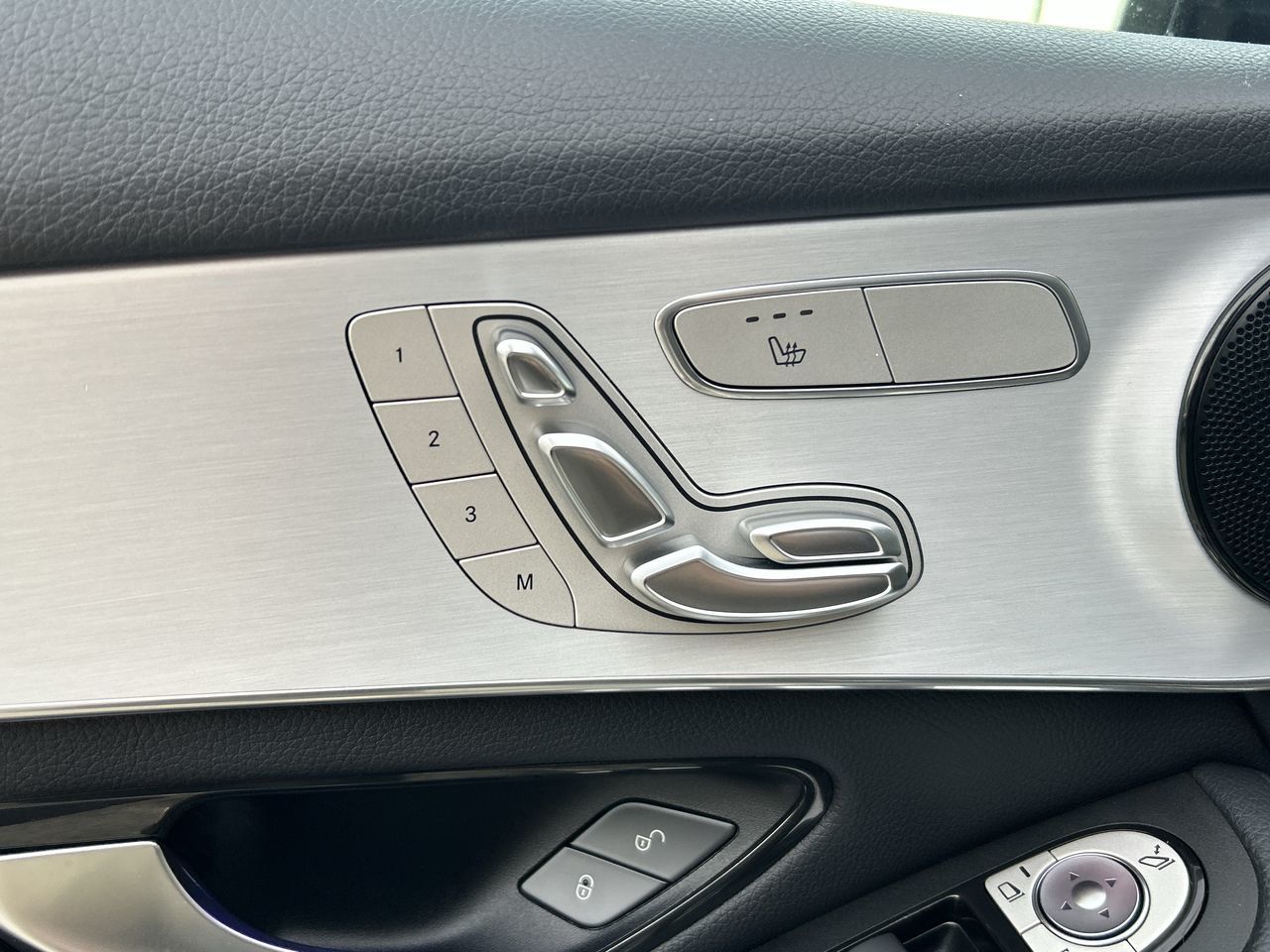 2021 Mercedes-Benz GLC300 in Vancouver, British Columbia