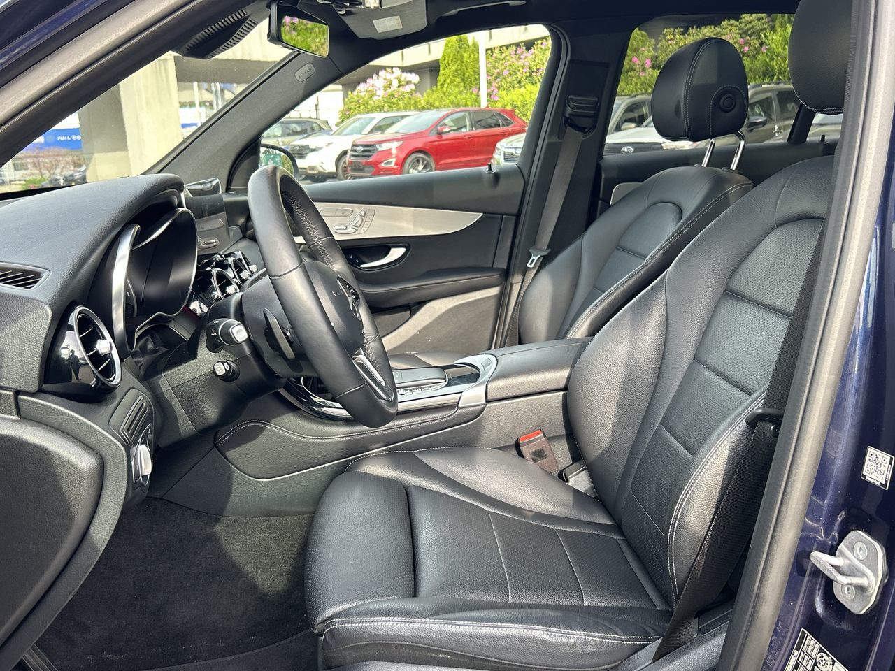 2021 Mercedes-Benz GLC300 in Vancouver, British Columbia