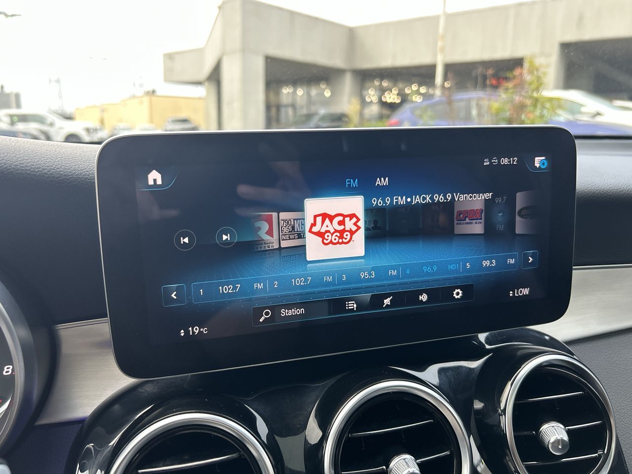 2022 Mercedes-Benz GLC300