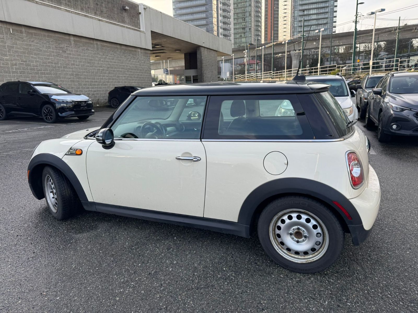 2012  COOPER Classic