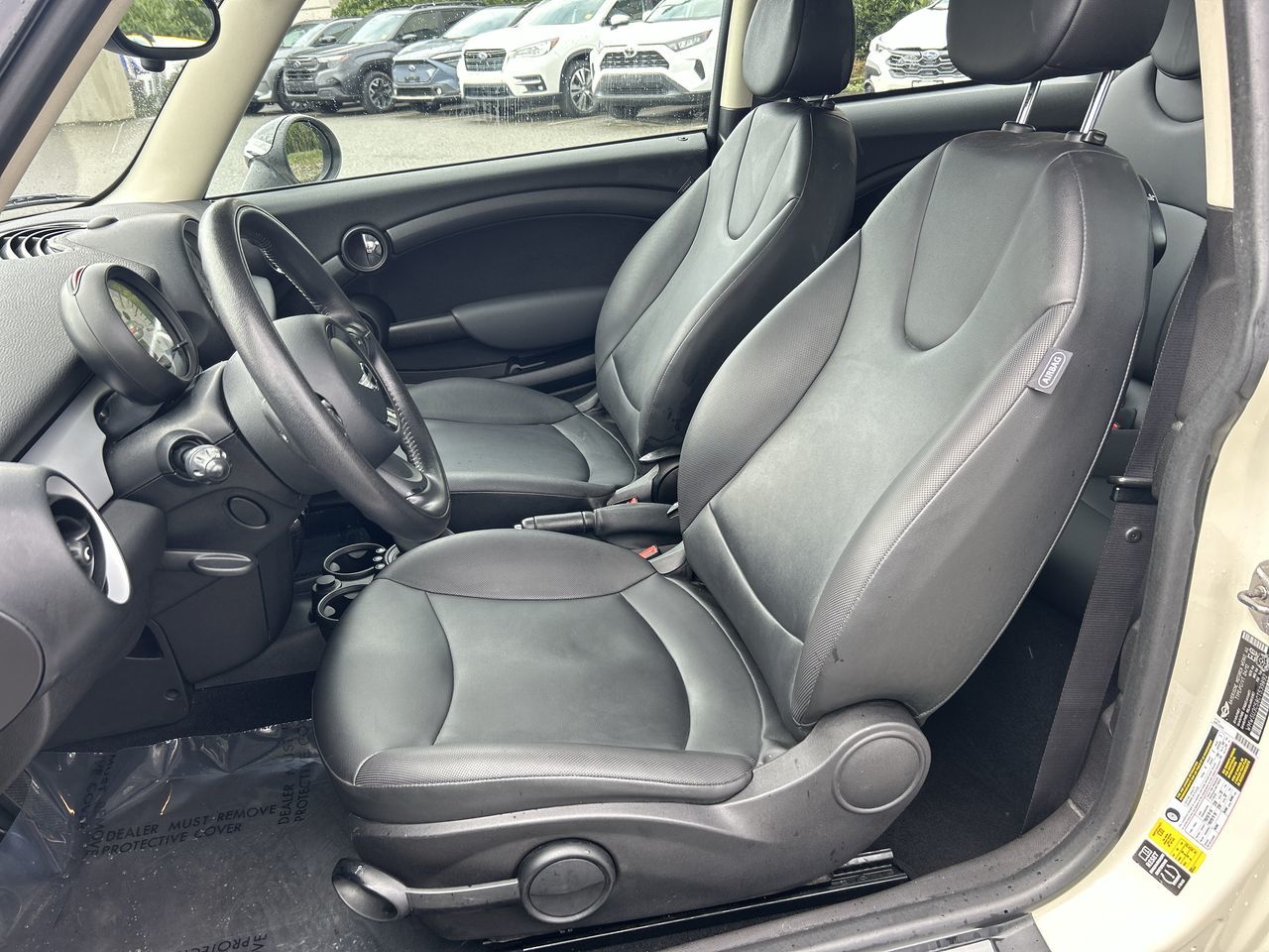 MINI COOPER Classic  2012 à Vancouver, Colombie-Britannique