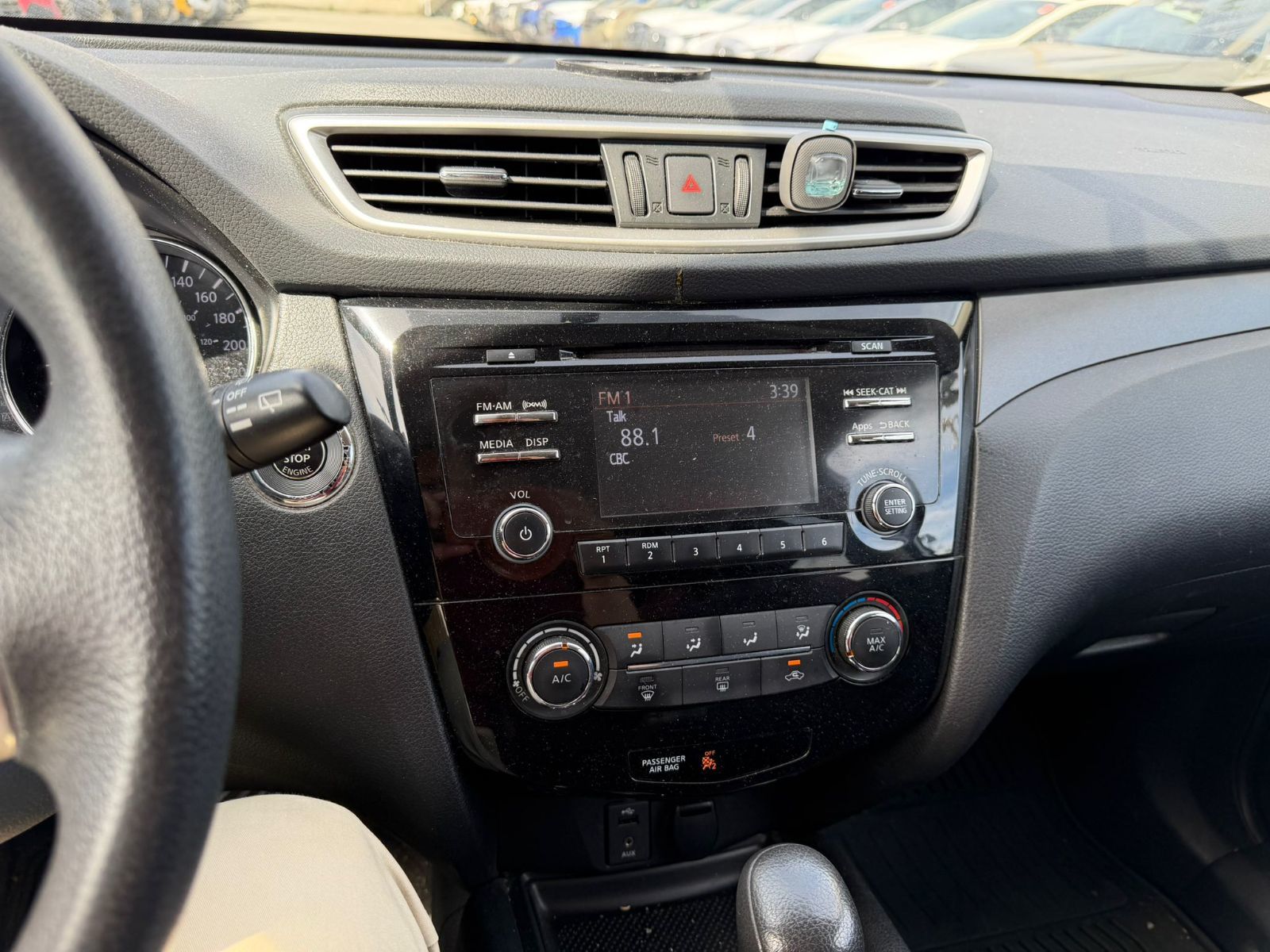 2014  Rogue