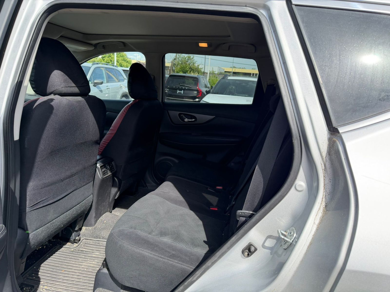 2014  Rogue