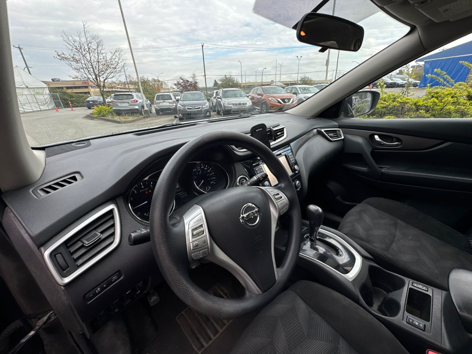 2016  Rogue