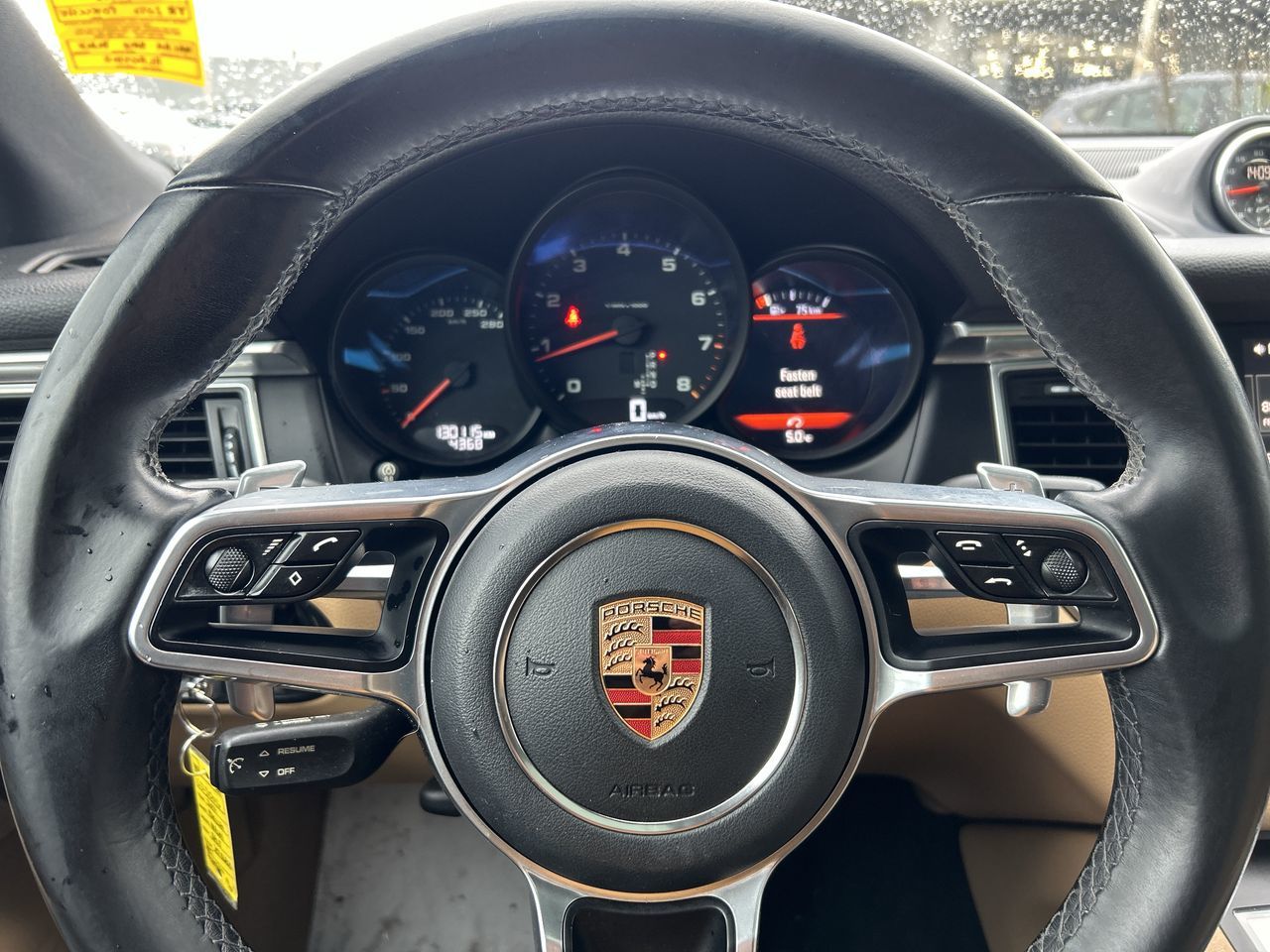 Porsche Macan  2017 à Vancouver, Colombie-Britannique