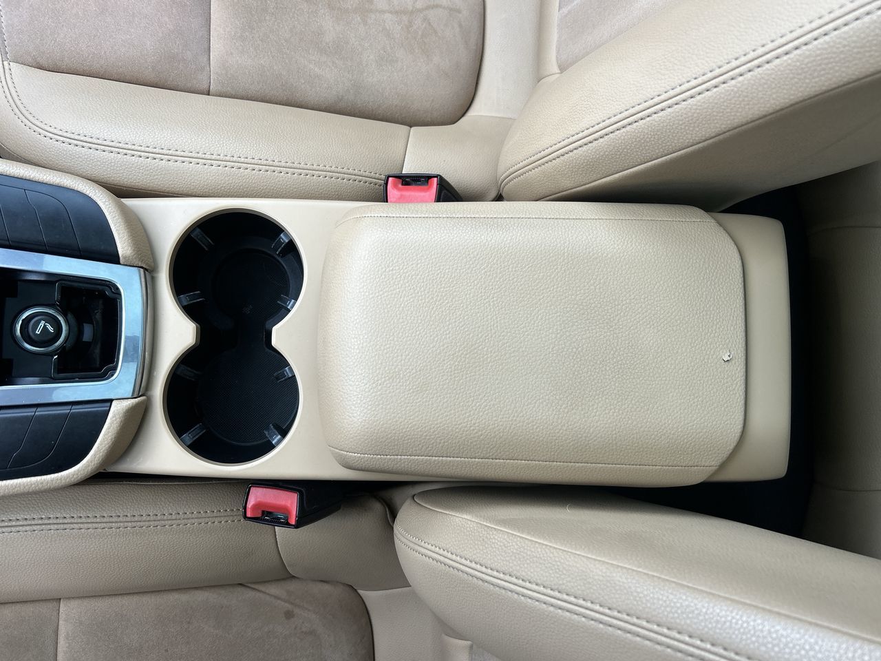 Porsche Macan  2017 à Vancouver, Colombie-Britannique