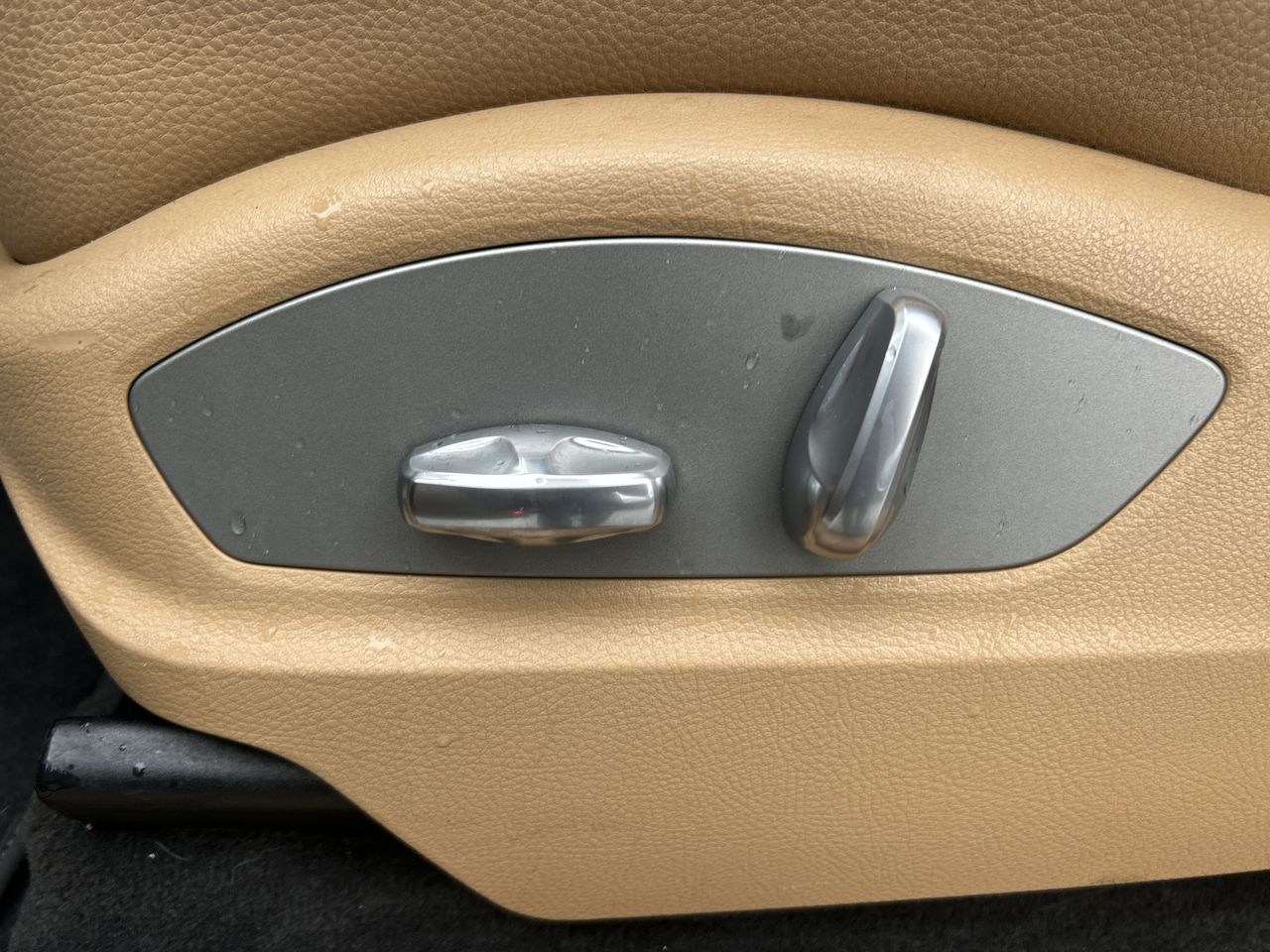 Porsche Macan  2017 à Vancouver, Colombie-Britannique