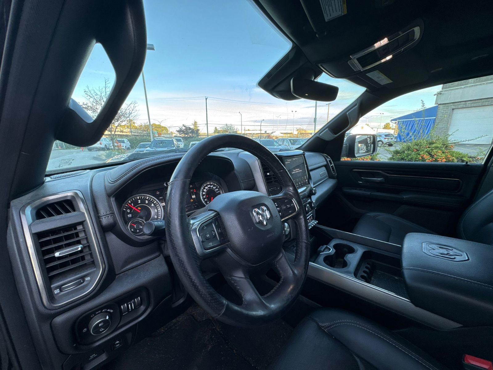 2019 Ram RAM 1500 Crew Cab 4x4 (dt)