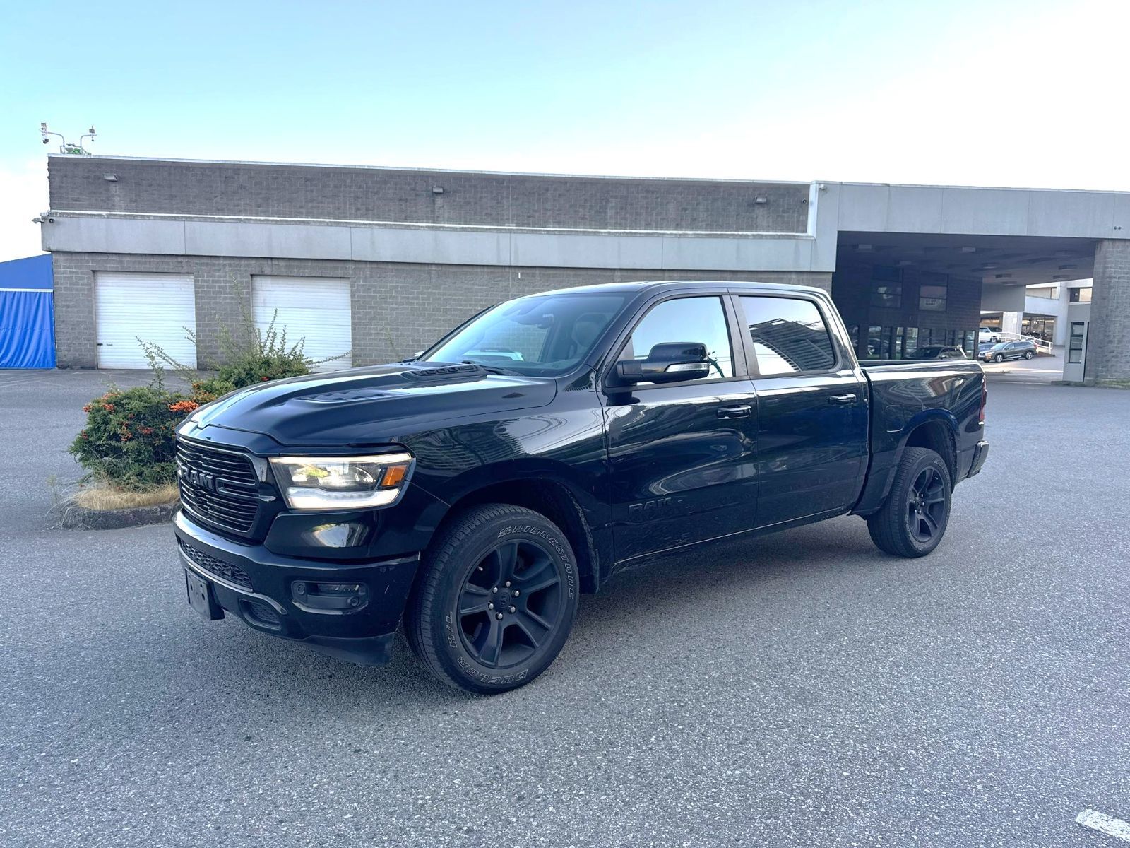 2019 Ram RAM 1500 Crew Cab 4x4 (dt)