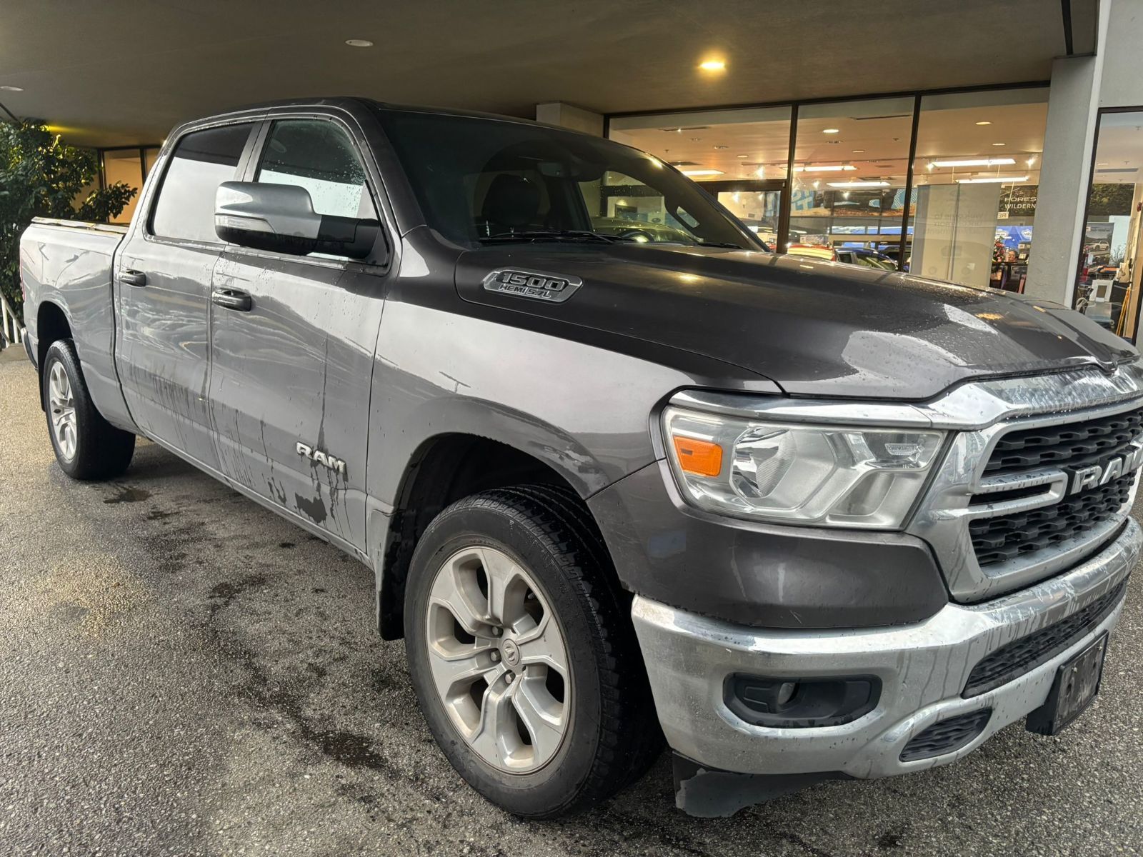 2022  RAM 1500 Crew Cab 4x4 (DT)