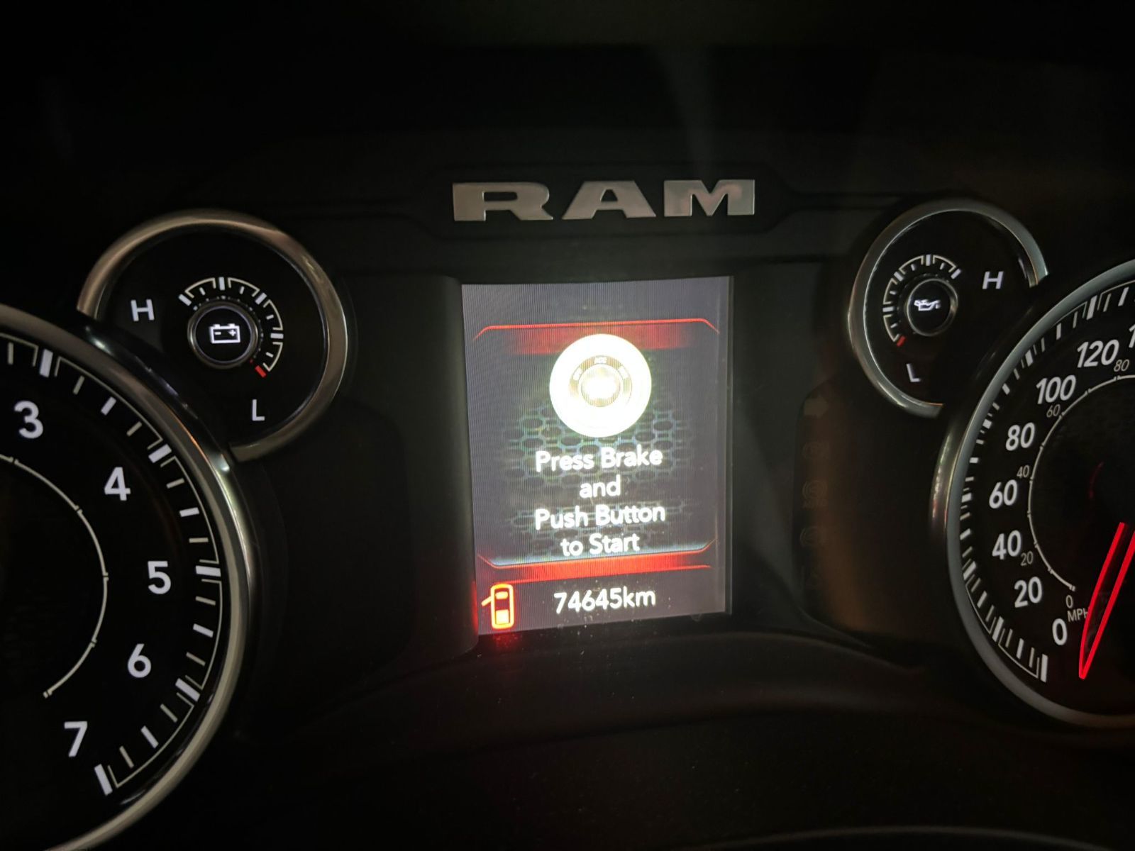 2022  RAM 1500 Crew Cab 4x4 (DT)