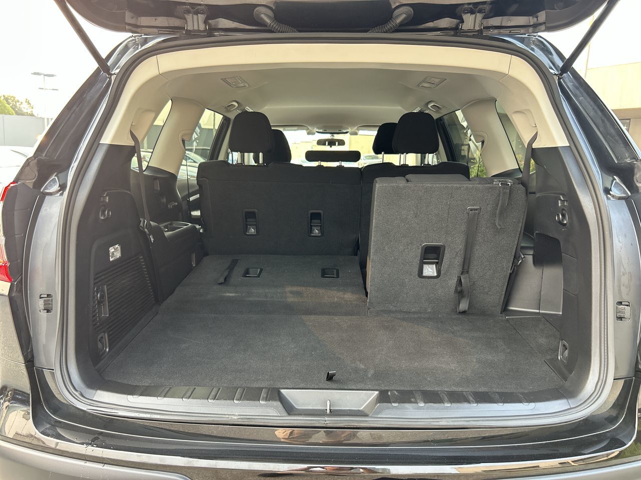 2022 Subaru ASCENT in Vancouver, British Columbia