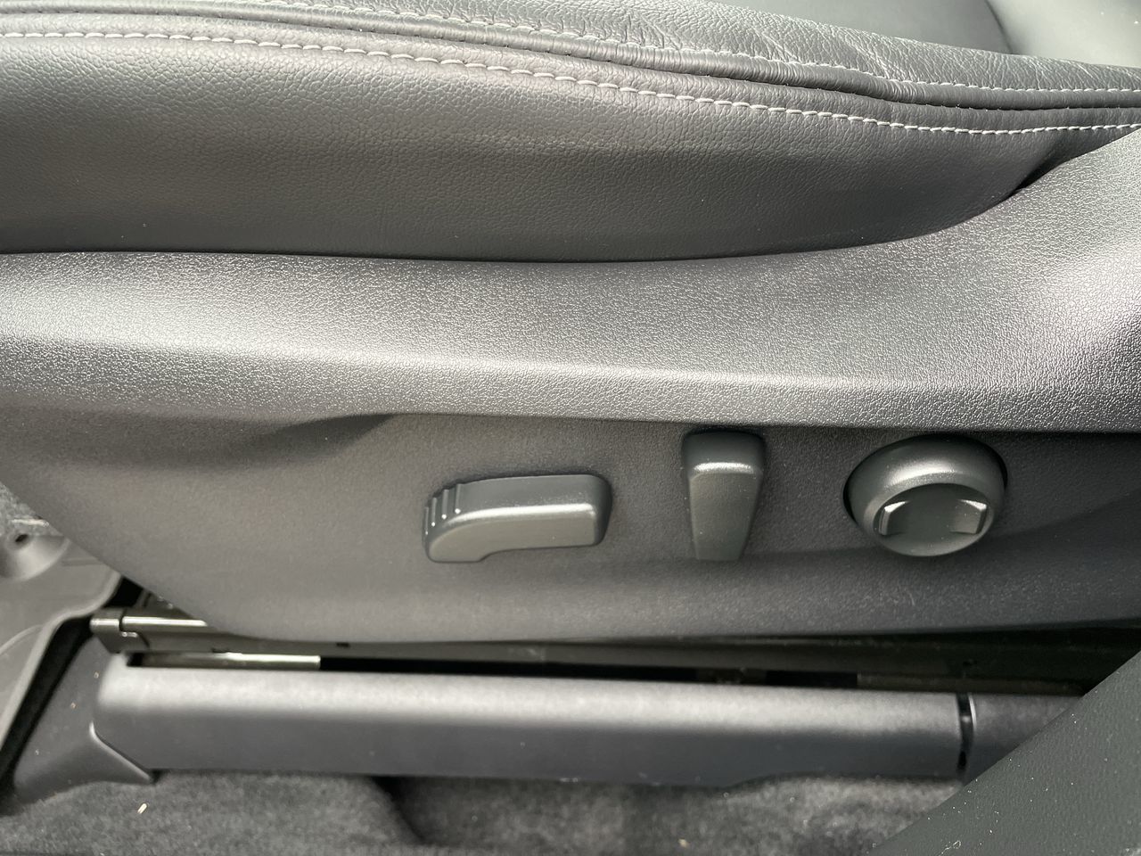2022  Ascent