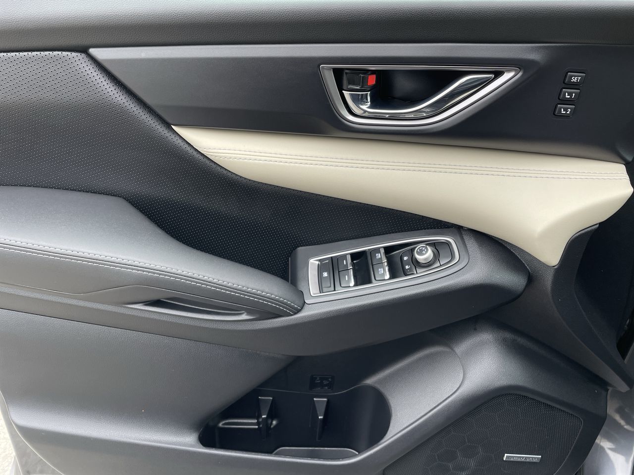 2022  Ascent