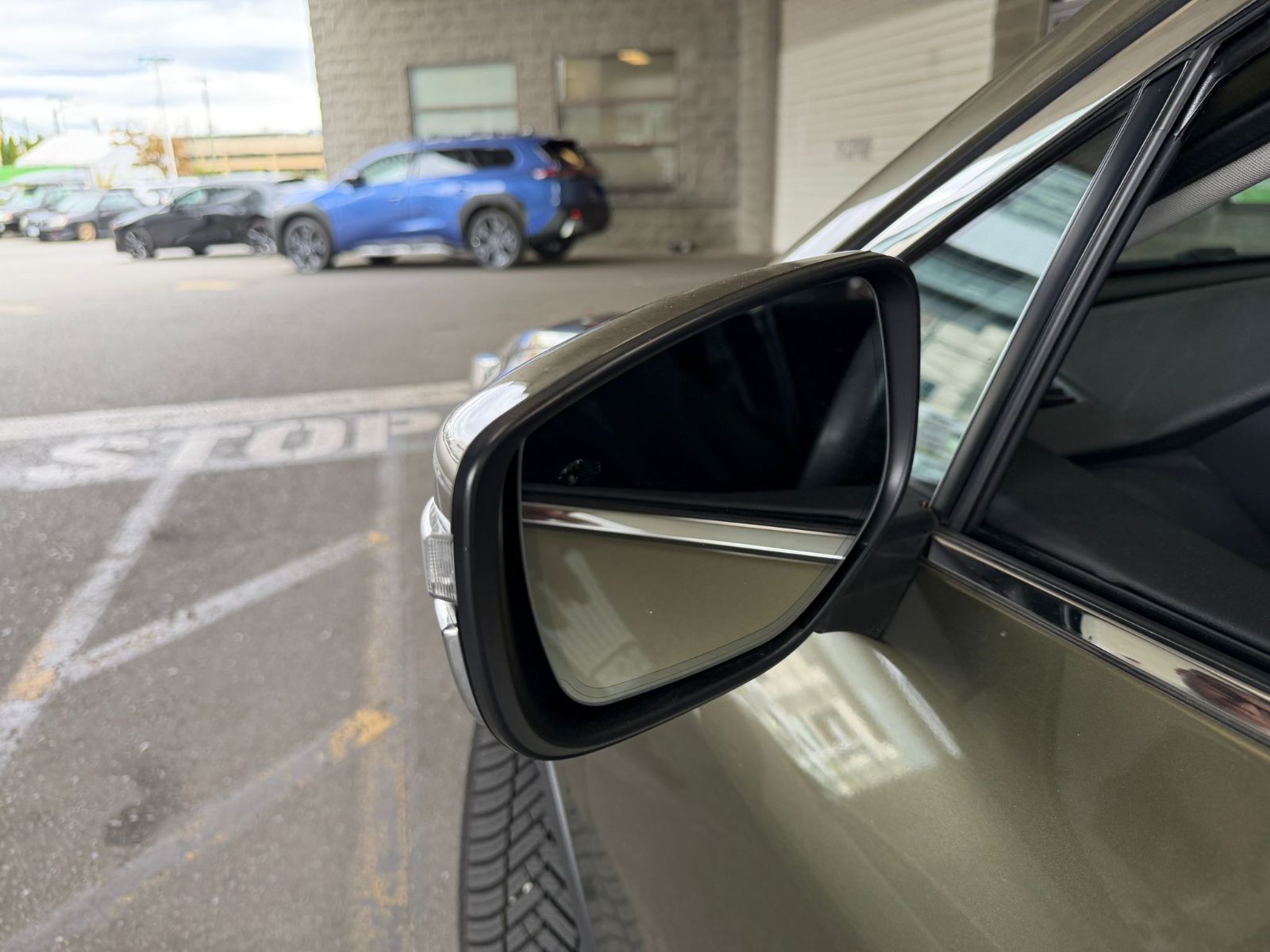 2022  Outback