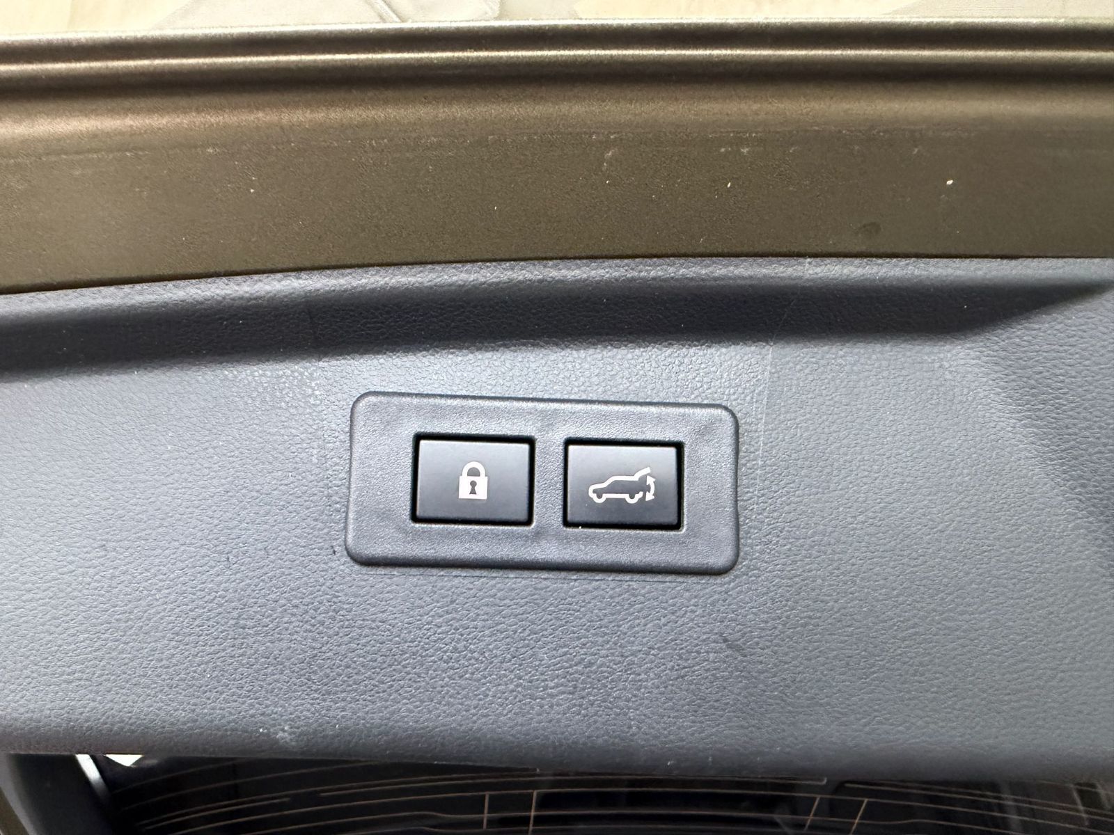 2022  Outback
