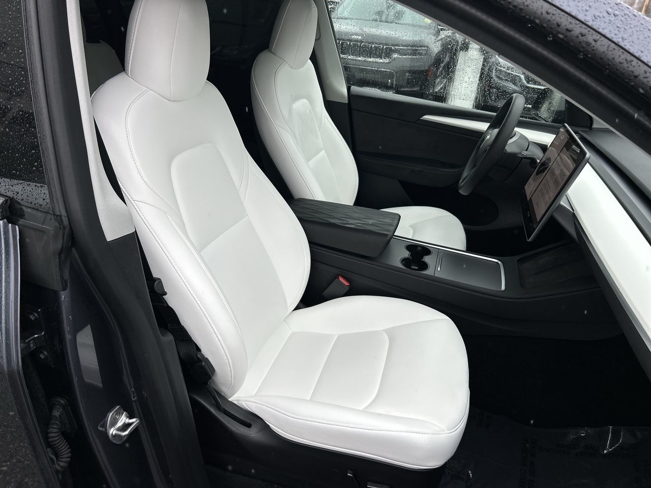 Voxcar TESLA Model Y SUV in , VANCOUVER