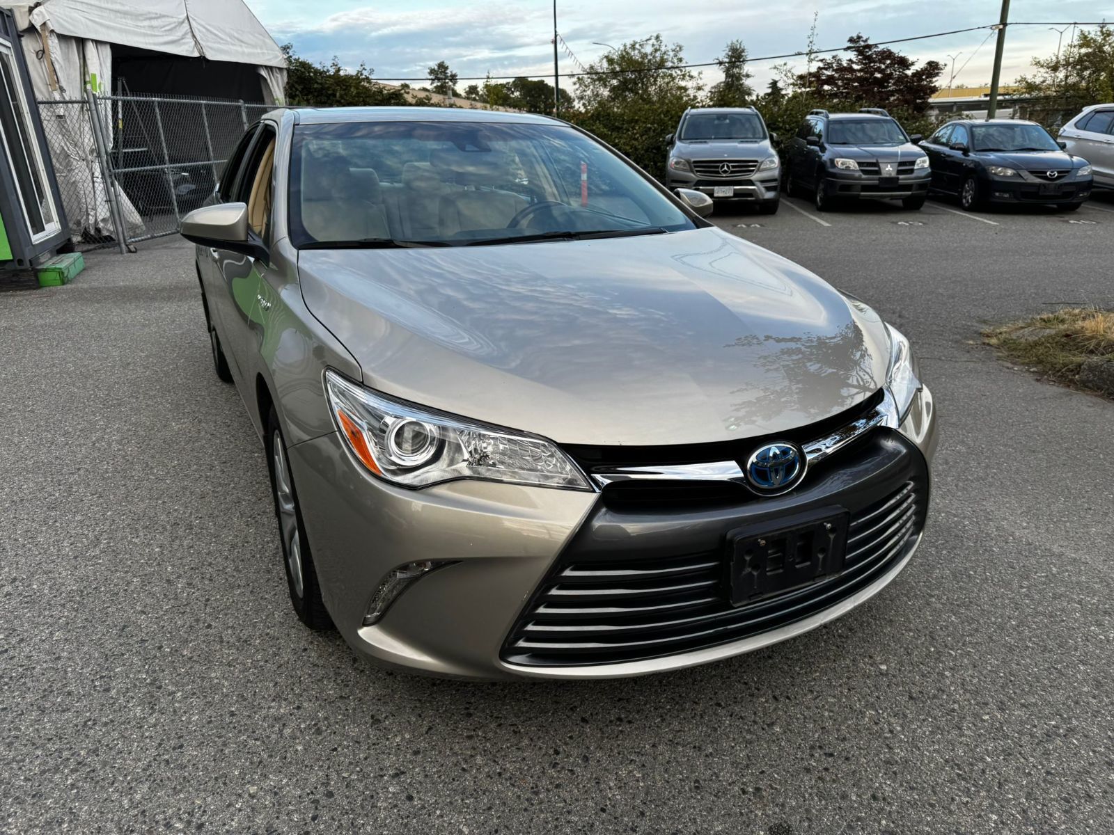 2016 Toyota Camry Hybrid