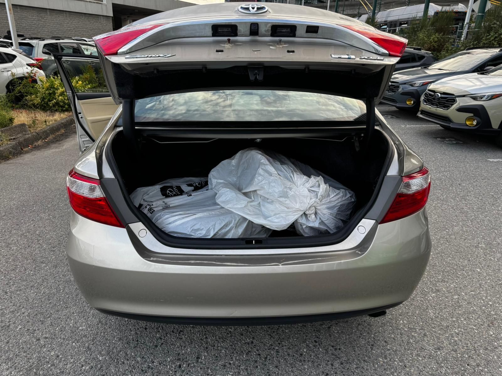 2016 Toyota Camry Hybrid