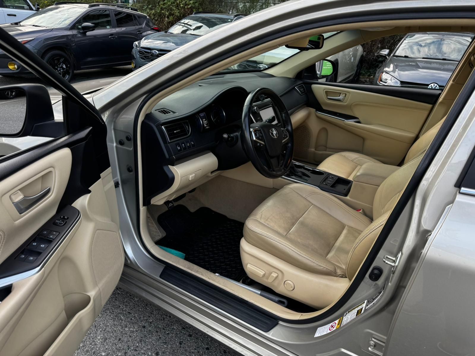 2016 Toyota Camry Hybrid