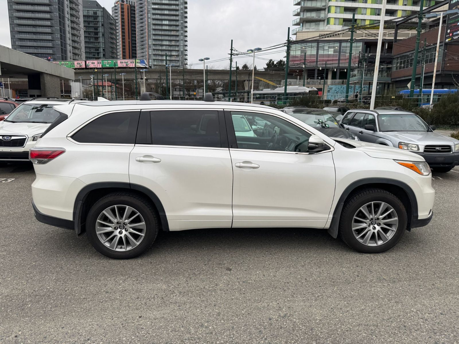 2016 Toyota Highlander