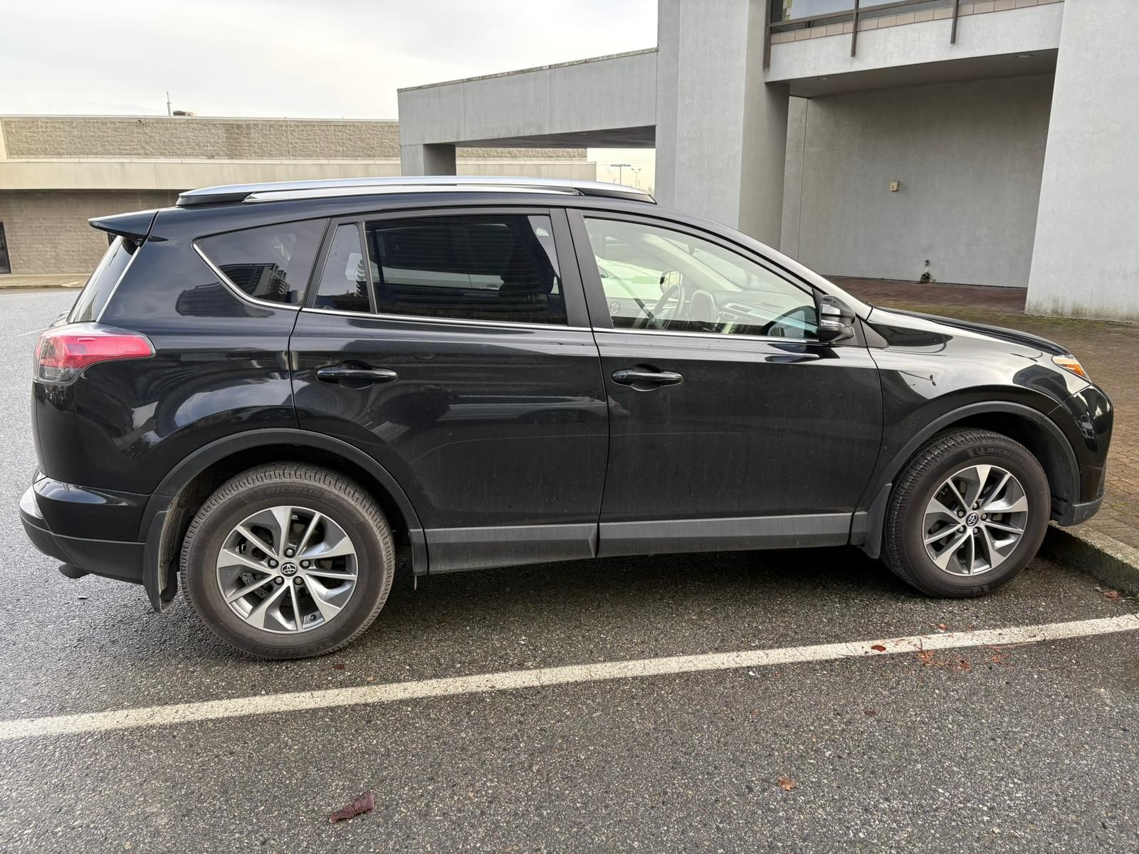 2016 Toyota RAV4 Hybrid